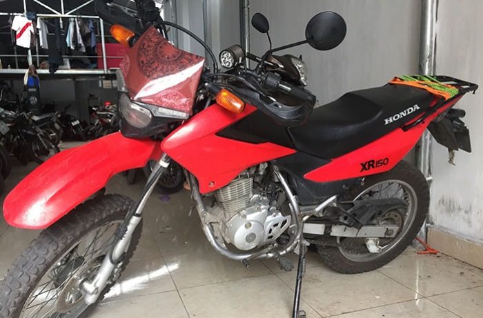 Honda XR 125cc (Red and White one) – James Hanoi Motorbikes