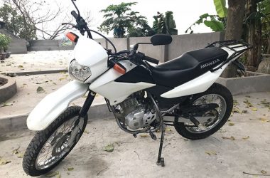 Honda XR 125cc (Red and White one) – James Hanoi Motorbikes